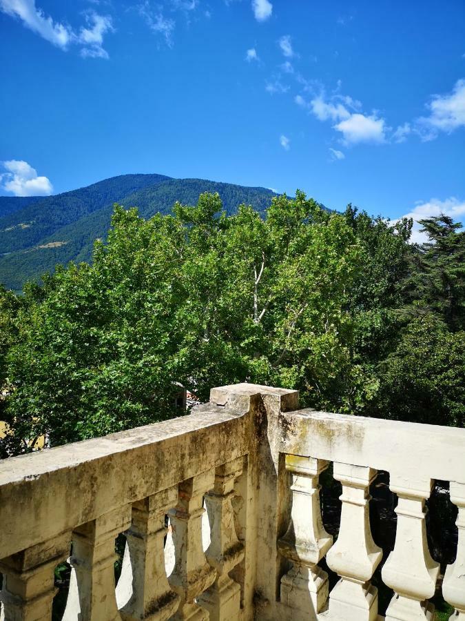Spazioso E Accogliente Nel Centro Di Merano Exteriör bild