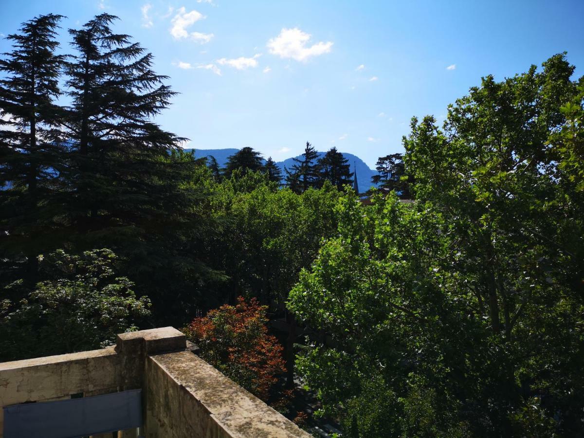 Spazioso E Accogliente Nel Centro Di Merano Exteriör bild